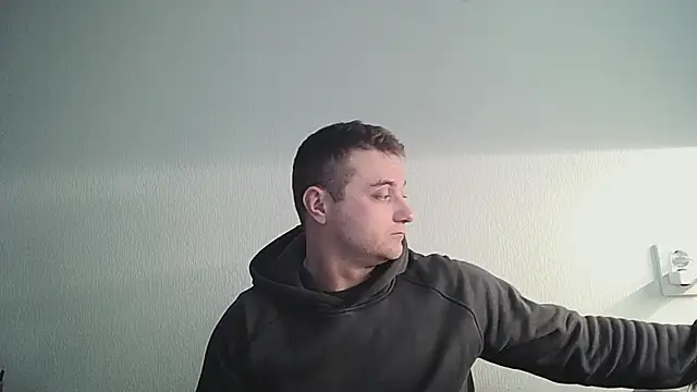 Snapshot of viamen chatting on 02-28-26, 02:17 viamen online show from 02-28-26, 02:17