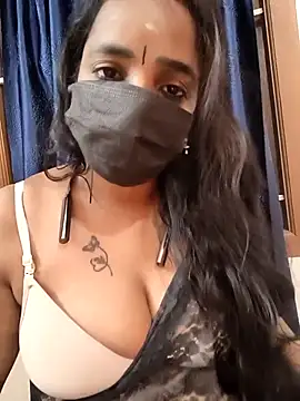 Snapshot of Lolitatamil chatting on 02-25-26, 07:47 Lolitatamil online show from 02-25-26, 07:47