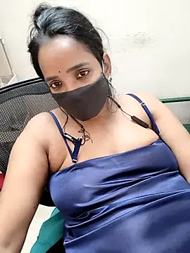 Snapshot of Lolitatamil chatting on 05-16-26, 12:20 Lolitatamil online show from 05-16-26, 12:20