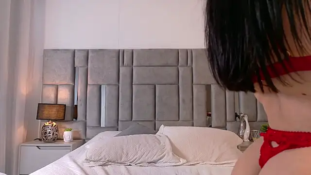 Karla Hudsson online show from 02-12-26, 01:44