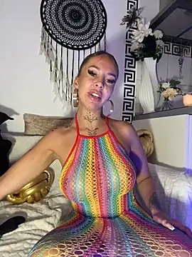 Snapshot of CheekyChels chatting on 03-16-25, 04:12 CheekyChels online show from 03-16-25, 04:12