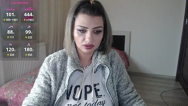 rosse26830 online show from 03-12-25, 09:56