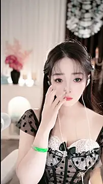 WenBao-Bao online show from 11-20-25, 06:58