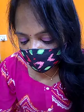 Snapshot of kanikasree chatting on 05-28-26, 01:17 kanikasree online show from 05-28-26, 01:17