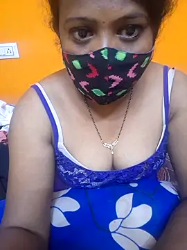 Snapshot of kanikasree chatting on 05-13-26, 02:13 kanikasree online show from 05-13-26, 02:13