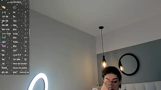 chelsea bolton  online show from 03-23-26, 12:27