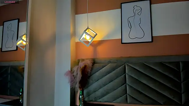 chelsea bolton  online show from 12-22-25, 12:49