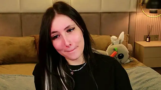 EmmaLawrens online show from 04-10-26, 10:44