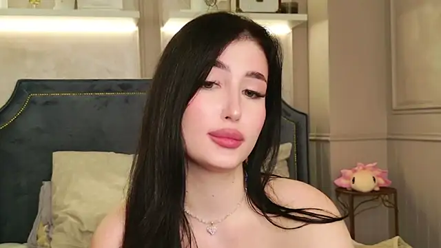 EmmaLawrens online show from 09-19-25, 04:38