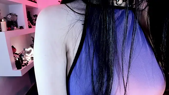 Effy Devalk online show from 02-18-25, 02:49