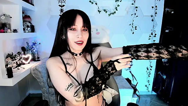 Effy Devalk online show from 03-11-25, 02:29