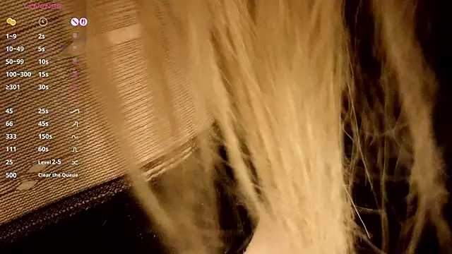 Emily  Mooree online show from 10-12-25, 08:05