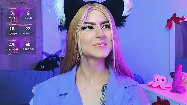 Emily  Mooree online show from 02-10-25, 04:08