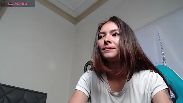 Snapshot of Aleska_Miami chatting on 03-21-25, 06:07 Aleska Miami online show from 03-21-25, 06:07