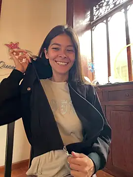 Aleska Miami online show from 03-18-26, 02:08