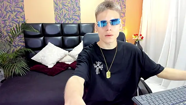 blondie lover69 online show from 02-15-25, 07:28