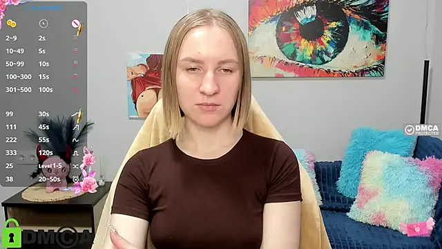 Snapshot of BeautyBlondy chatting on 05-22-26, 12:58 BeautyBlondy online show from 05-22-26, 12:58
