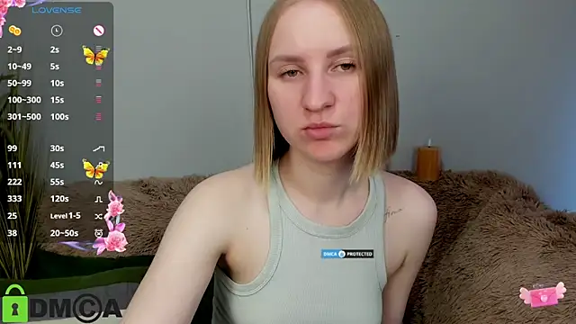 Snapshot of BeautyBlondy chatting on 06-10-26, 12:39 BeautyBlondy online show from 06-10-26, 12:39