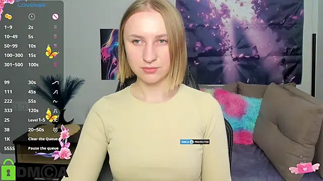 Snapshot of BeautyBlondy chatting on 05-13-26, 12:23 BeautyBlondy online show from 05-13-26, 12:23