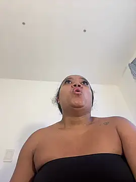 JasmineRose7 online show from 04-15-26, 12:10