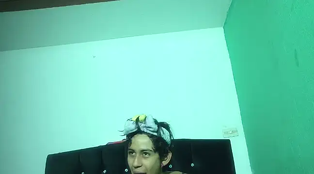 boysLittle online show from 03-17-25, 12:04