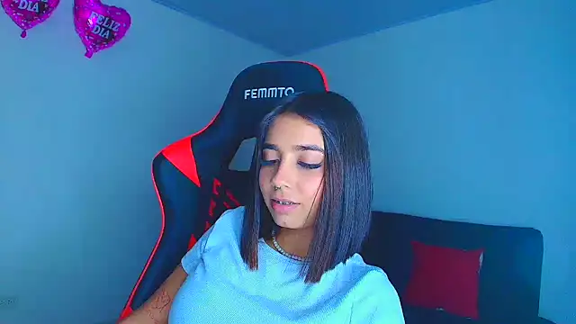 Rousse violett online show from 10-18-25, 01:29