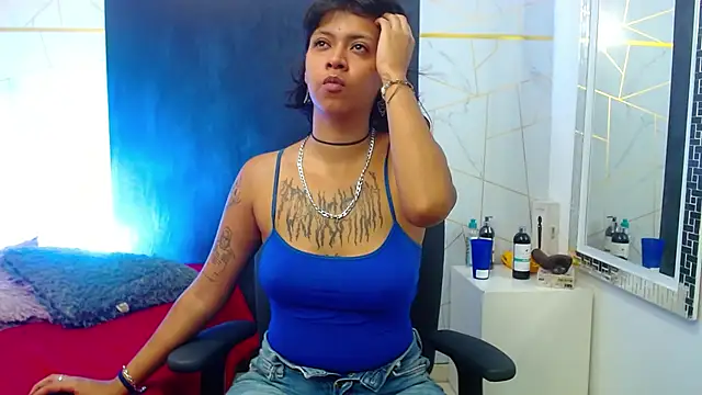 gabriela cortez online show from 11-26-25, 01:00