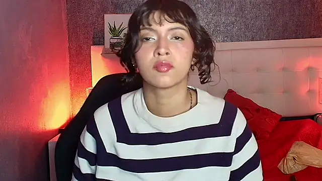Snapshot of gabriela_cortez chatting on 03-01-25, 11:15 gabriela cortez online show from 03-01-25, 11:15
