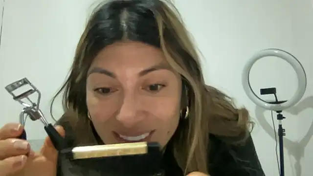 Snapshot of LunaBeya chatting on 09-16-25, 11:11 LunaBeya online show from 09-16-25, 11:11