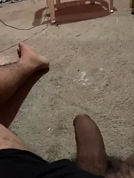 Snapshot of theoso chatting on 02-17-25, 05:47 theoso online show from 02-17-25, 05:47