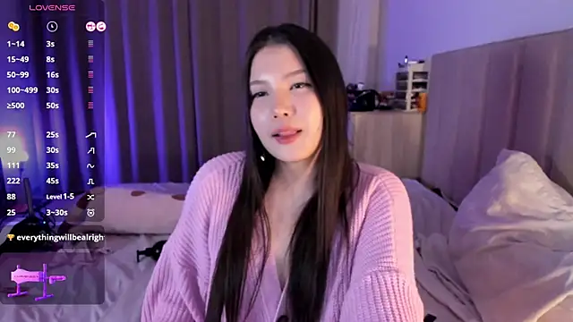 Snapshot of marin_light chatting on 02-20-26, 10:01 marin light online show from 02-20-26, 10:01