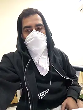 Snapshot of 13lusty chatting on 11-24-25, 12:05 13lusty online show from 11-24-25, 12:05