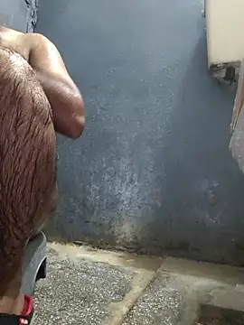 Snapshot of 13lusty chatting on 11-06-25, 03:21 13lusty online show from 11-06-25, 03:21