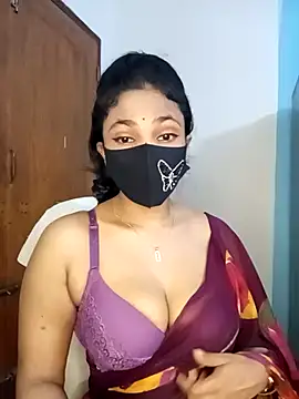 Snapshot of Anika-1 chatting on 03-08-25, 09:18 Anika-1 online show from 03-08-25, 09:18