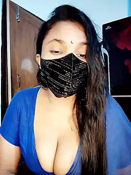 Snapshot of Anika-1 chatting on 10-05-25, 09:11 Anika-1 online show from 10-05-25, 09:11