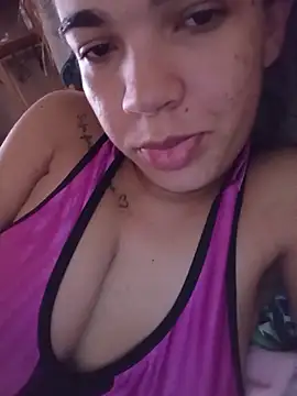 Snapshot of oliveira_k chatting on 10-15-25, 02:03 oliveira k online show from 10-15-25, 02:03