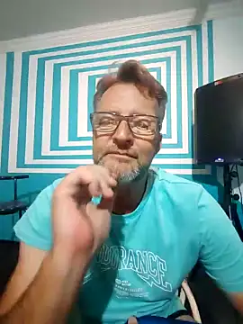 Snapshot of itsmeyes69 chatting on 02-05-25, 09:18 itsmeyes69 online show from 02-05-25, 09:18