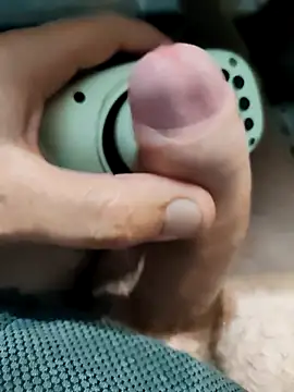 Snapshot of itsmeyes69 chatting on 02-19-25, 01:39 itsmeyes69 online show from 02-19-25, 01:39