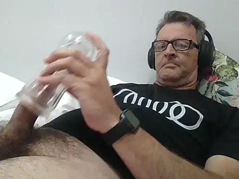 itsmeyes69 online show from 03-26-26, 09:24