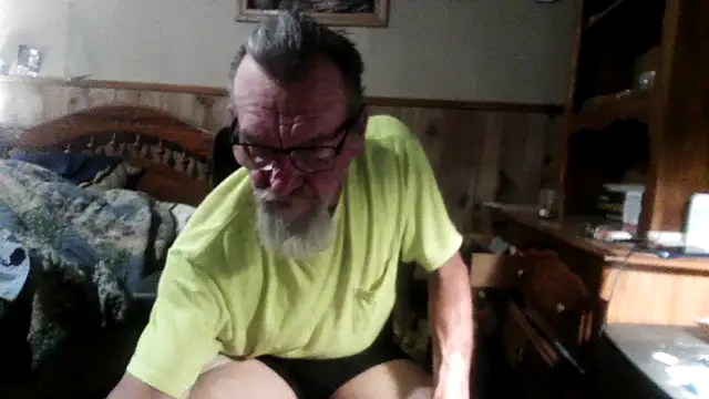 Snapshot of Aldick68 chatting on 03-01-25, 02:48 Aldick68 online show from 03-01-25, 02:48