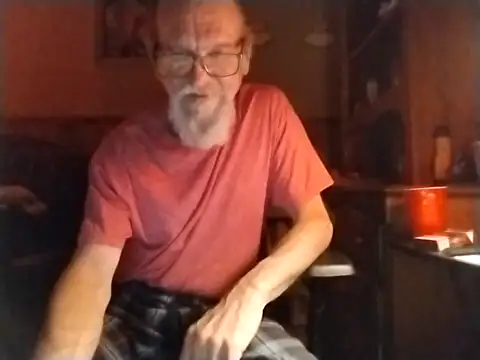 Snapshot of Aldick68 chatting on 02-22-25, 06:06 Aldick68 online show from 02-22-25, 06:06