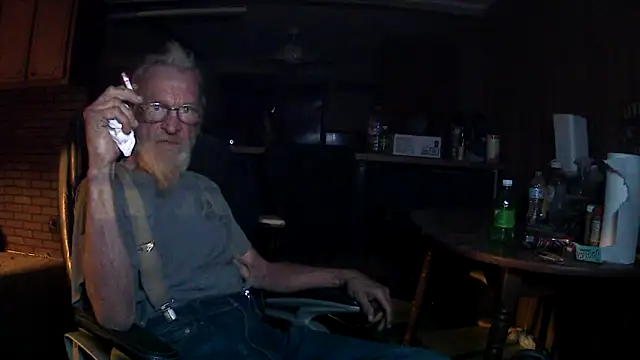 Aldick68 online show from 11-18-25, 03:32