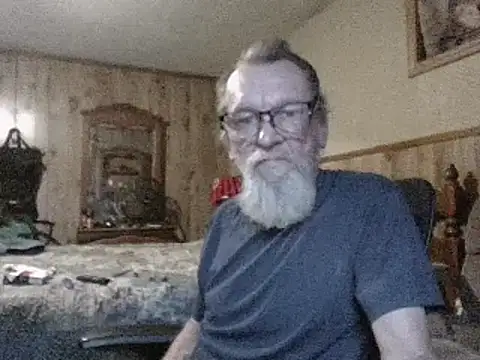 Snapshot of Aldick68 chatting on 03-15-25, 03:27 Aldick68 online show from 03-15-25, 03:27