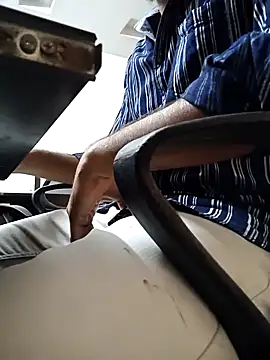 braveman999 online show from 11-29-25, 10:59