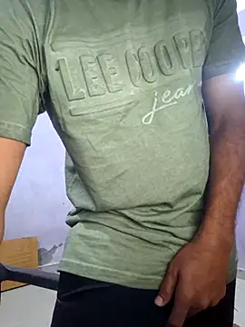 Snapshot of braveman999 chatting on 02-03-26, 03:06 braveman999 online show from 02-03-26, 03:06