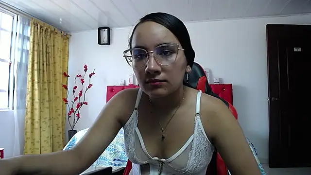 Maylin horny19 online show from 03-23-26, 07:14