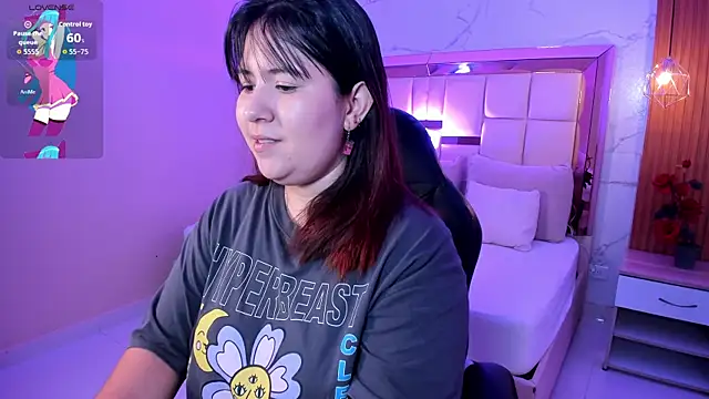 zoes milee online show from 12-01-25, 11:22