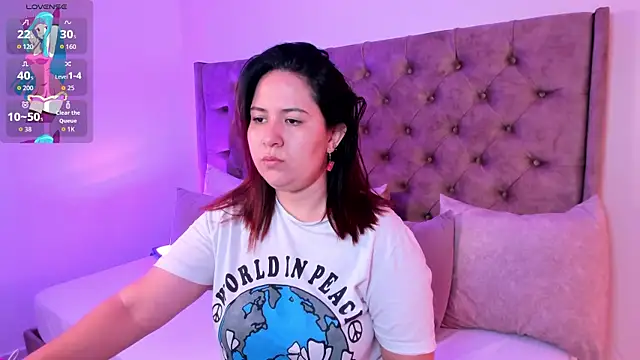 zoes milee online show from 10-22-25, 11:20