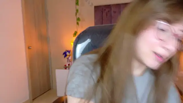 Snapshot of Dahlia_Rousse chatting on 06-05-26, 07:03 Dahlia Rousse online show from 06-05-26, 07:03