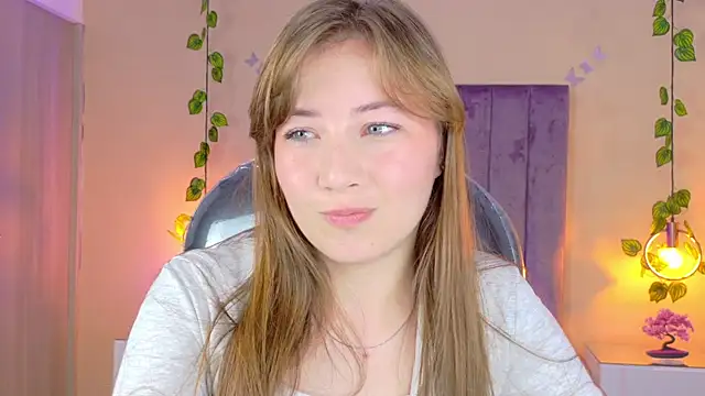 Dahlia Rousse online show from 02-22-26, 07:33